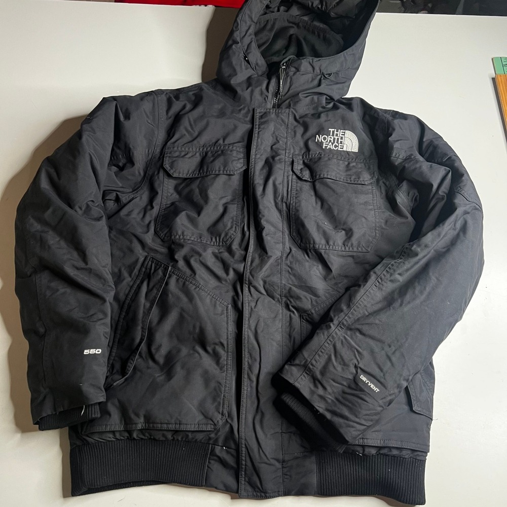 The North Face Gotham III Down Jacket Mens Medium Black 550 Fill DryVent Parka